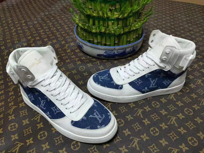 The Bags Vibe - Louis Vuitton Rivoli White Blue Sneaker