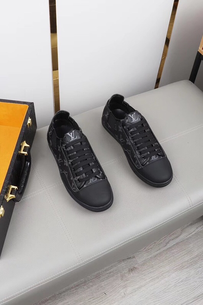 The Bags Vibe - New Arrival Louis Vuitton Sneaker 053