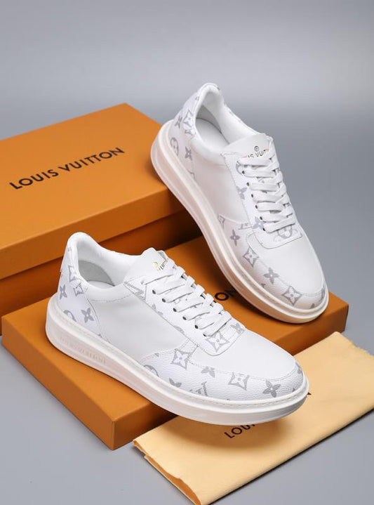 The Bags Vibe - Louis Vuitton Casual White Sneaker