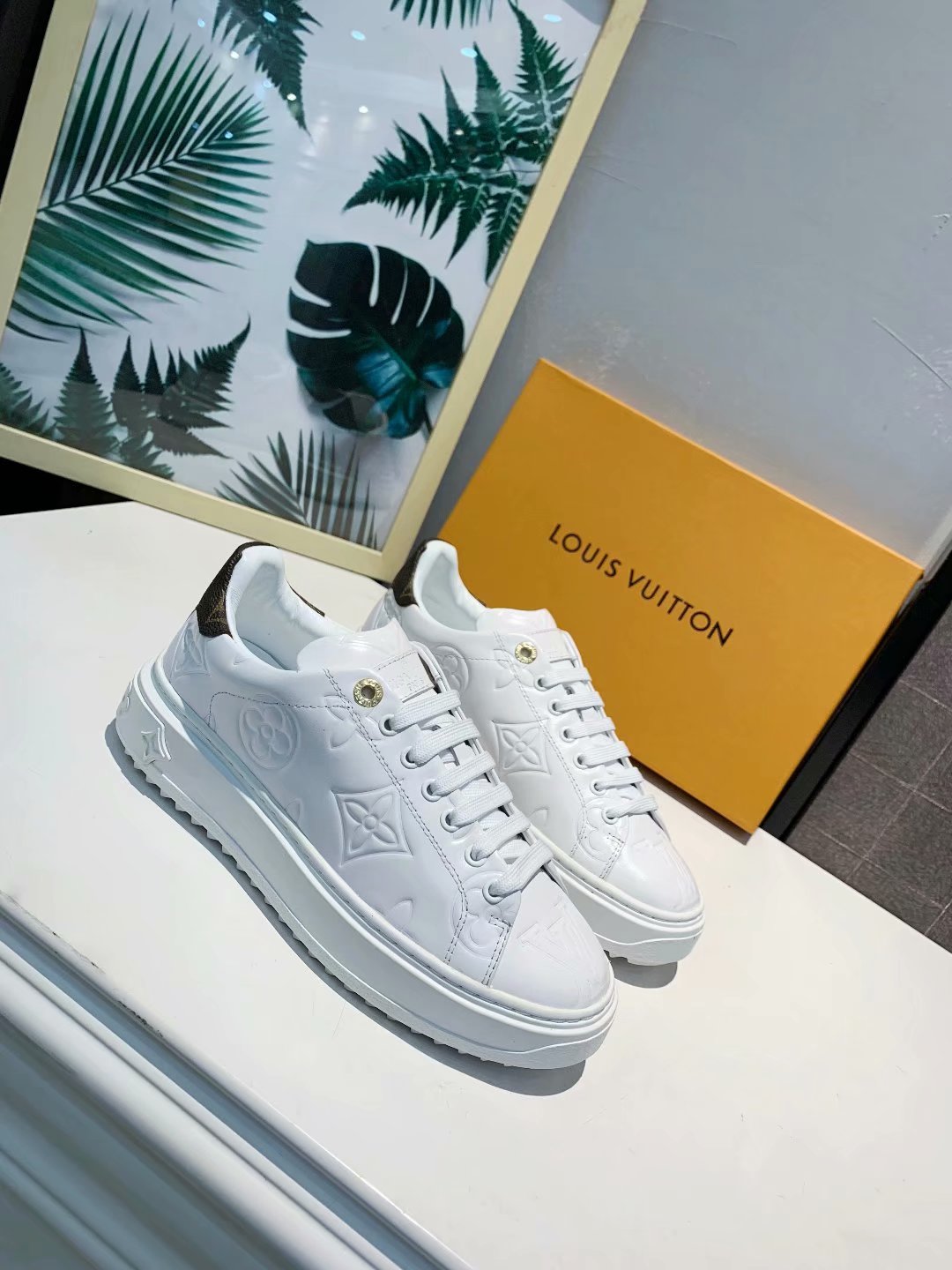 The Bags Vibe - New Arrival Louis Vuitton Sneaker 219