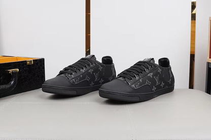 The Bags Vibe - New Arrival Louis Vuitton Sneaker 053