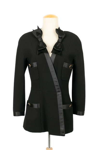 Veste noire Chanel