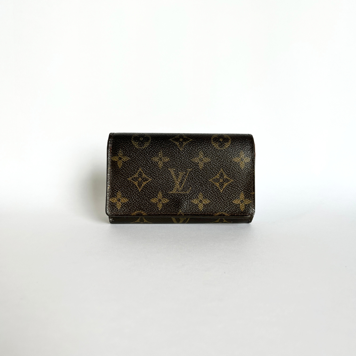 Louis Vuitton Medium wallet in Monogram Canvas