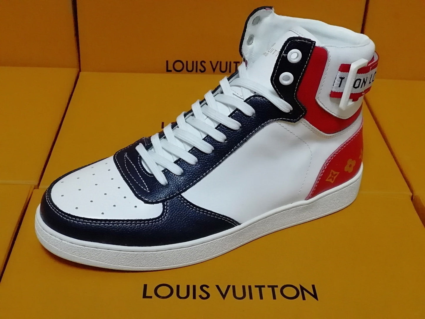 The Bags Vibe - Louis Vuitton Rivoli Black Red Sneaker