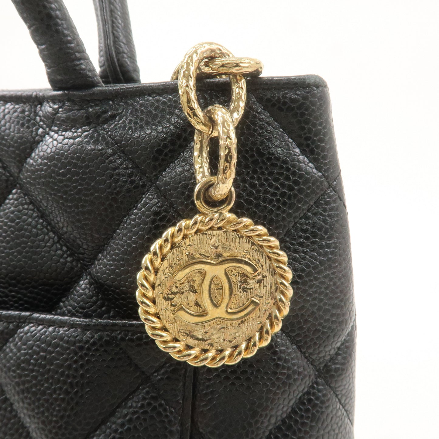 CHANEL Matelasse Caviar Skin Medalion Tote Bag Black A01804