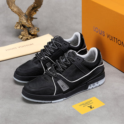 The Bags Vibe - Louis Vuitton Traners Vert Black Sneaker