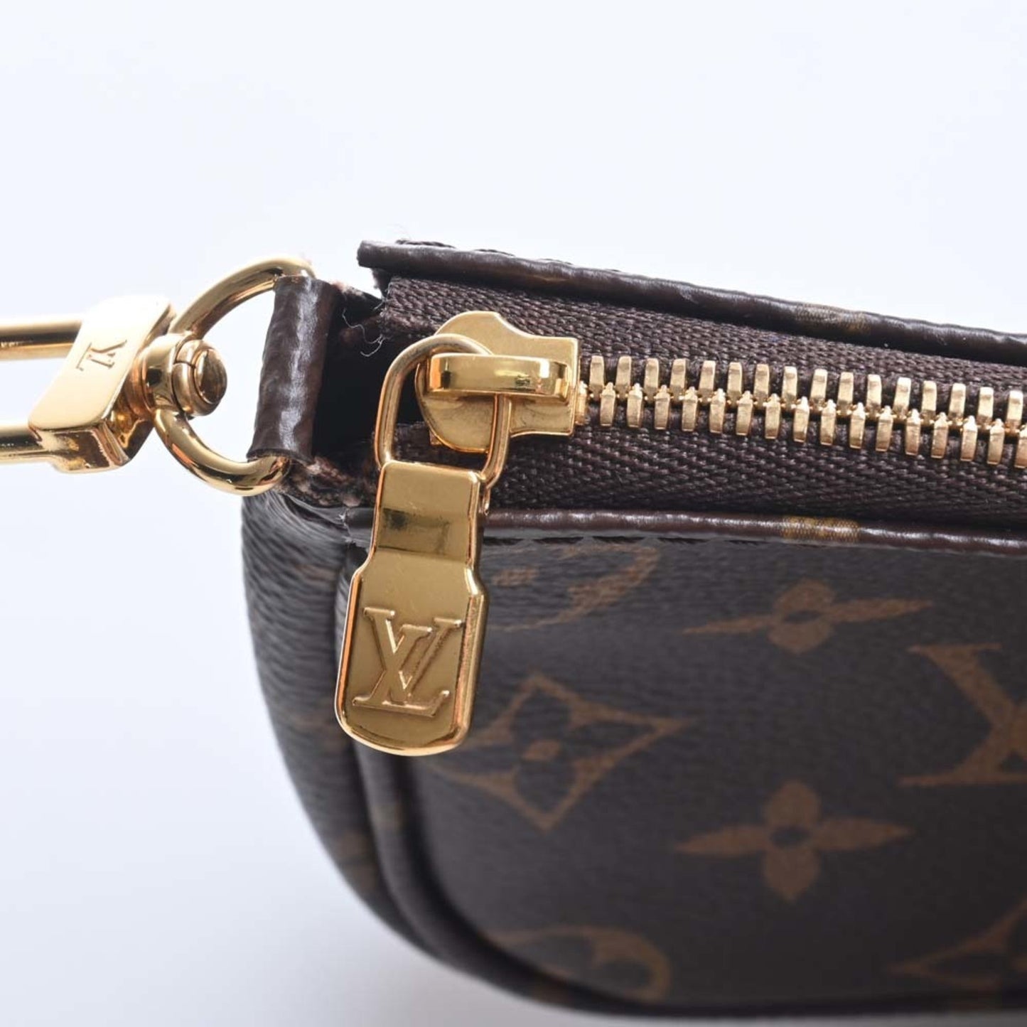 LOUIS VUITTON Monogram Multi Pochette Accessoire Pouch Shoulder Bag M44813 Brown Women's