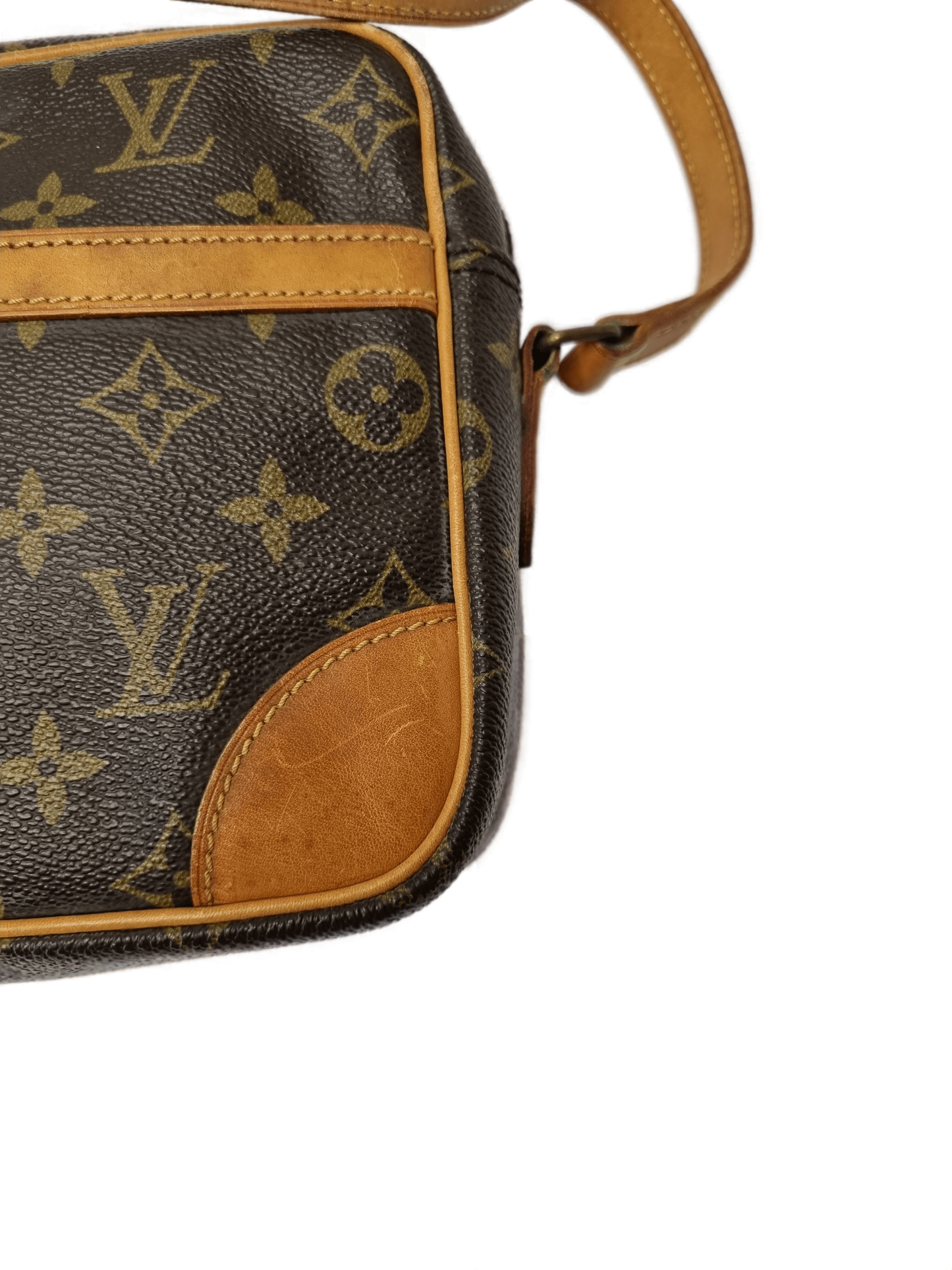 Louis Vuitton Trocadero 27 Monogram