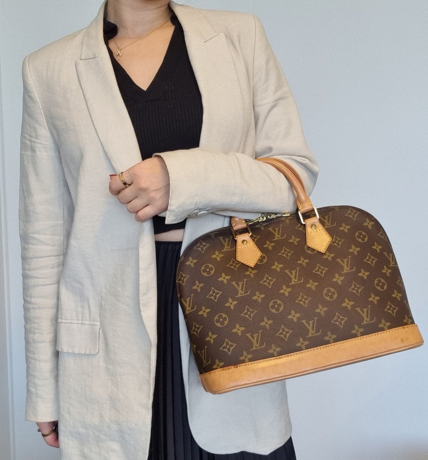 Louis Vuitton Alma Monogram PM