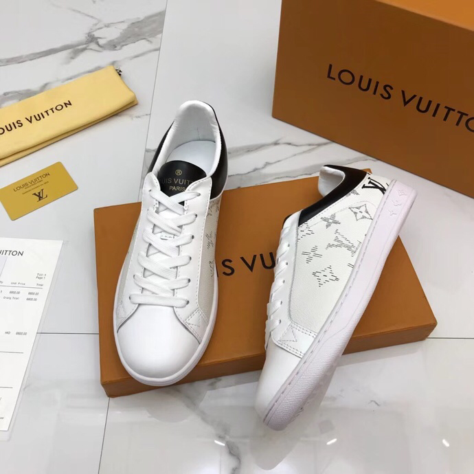 The Bags Vibe - New Arrival Louis Vuitton Sneaker 049