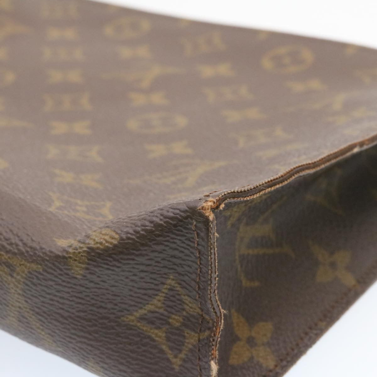 LOUIS VUITTON Monogram Poche Toilette 26 Pouch M47542 LV Auth 24955