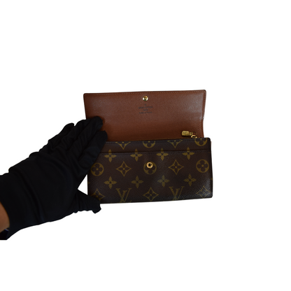 Louis Vuitton Large Wallet in Monogram Canvas