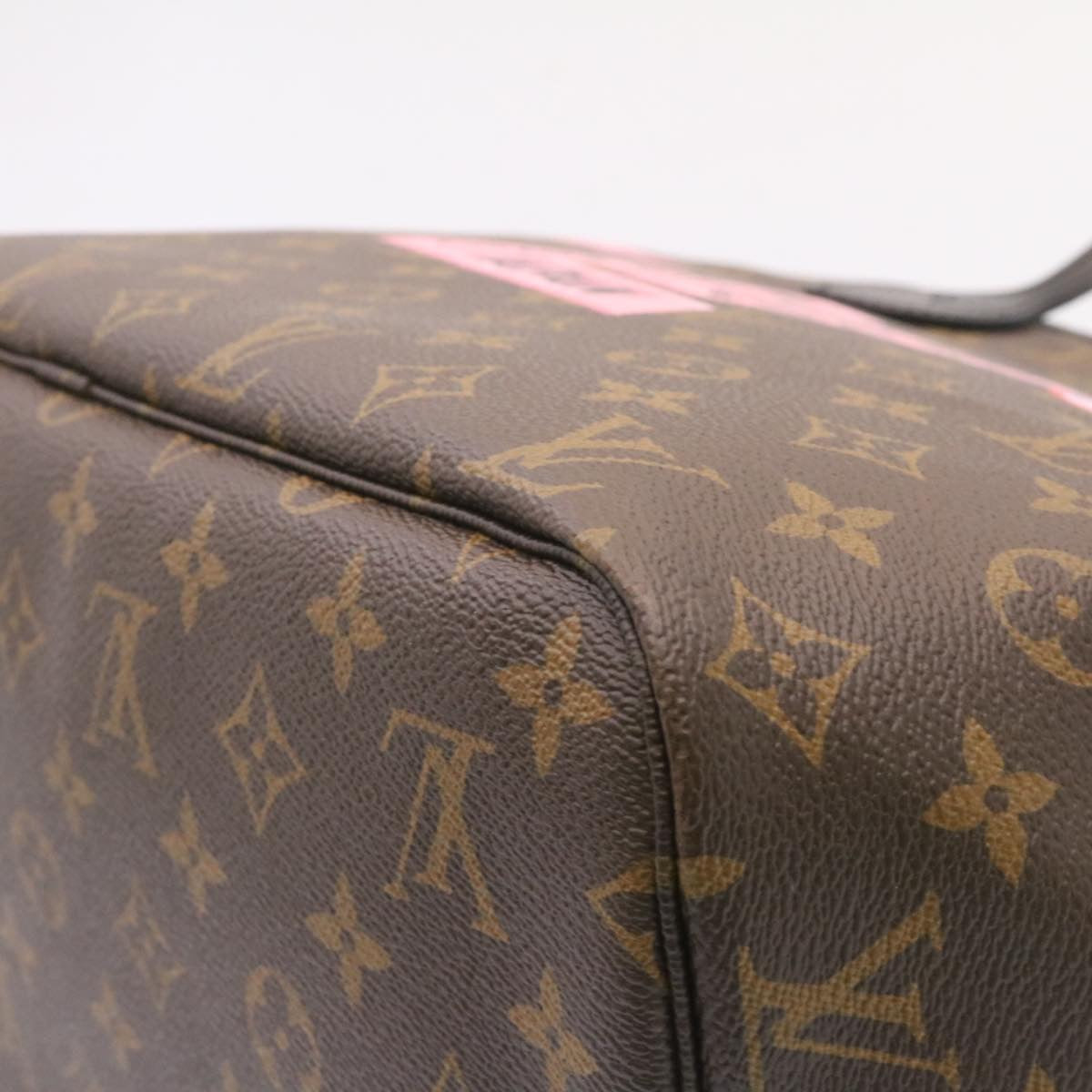 LOUIS VUITTON Monogram World Tour Neverfull MM Tote Bag M42844 LV  26563A