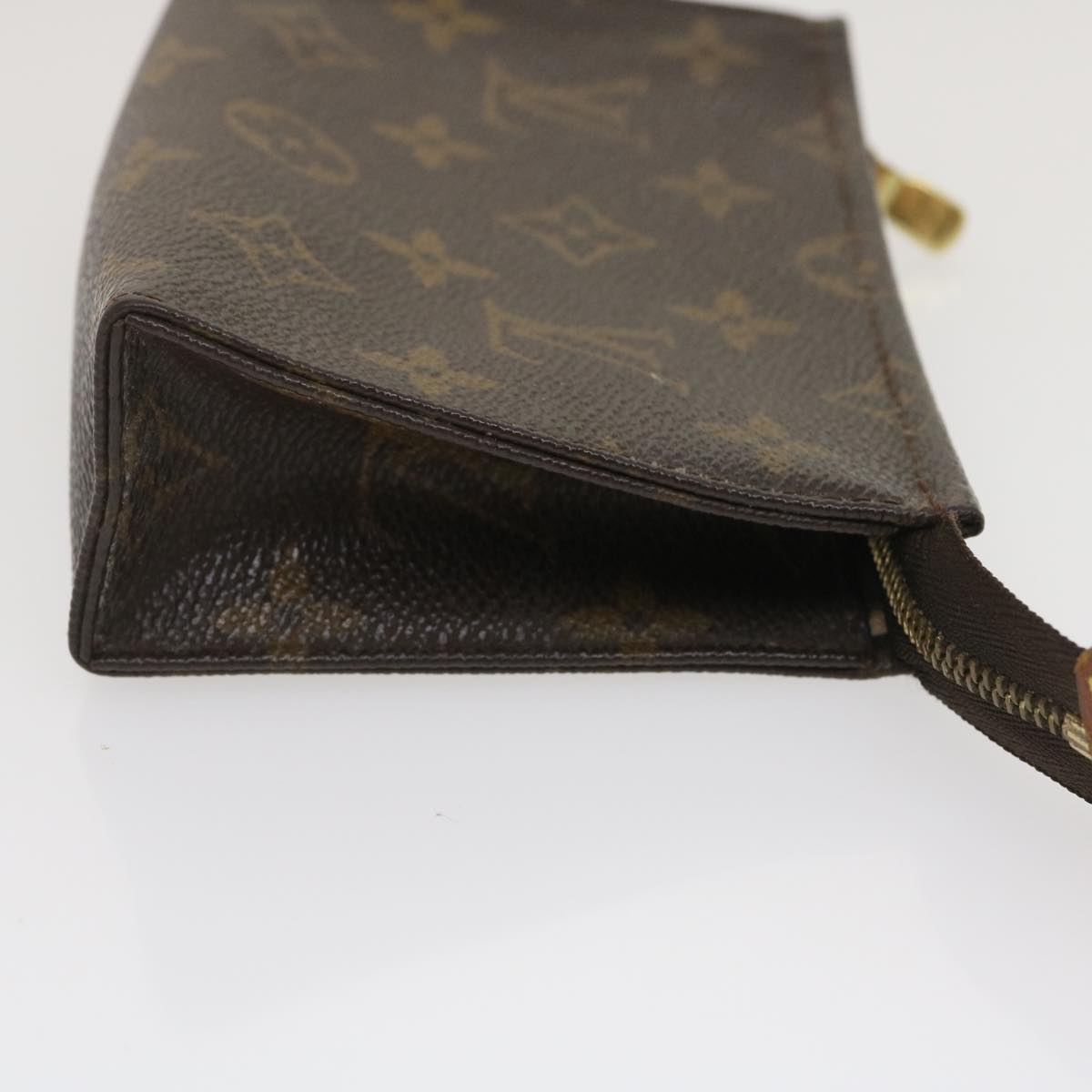 LOUIS VUITTON Monogram Poche Toilette 15 Pouch M47546 LV Auth 29831