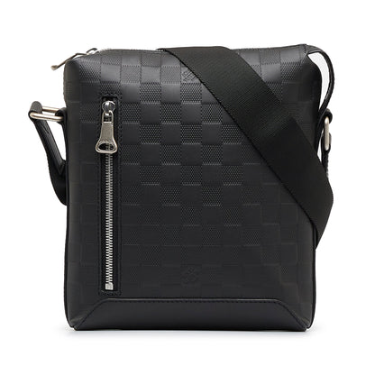 LOUIS VUITTON Damier Infini Discovery Messenger BB Crossbody Bag