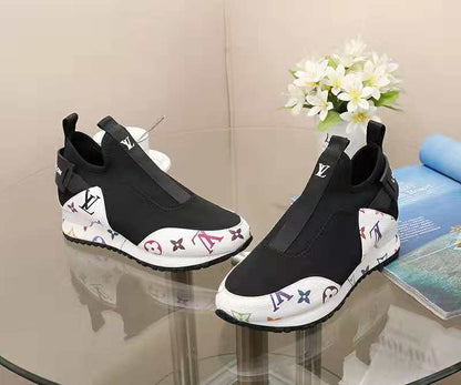 The Bags Vibe - New Arrival Louis Vuitton Sneaker 078