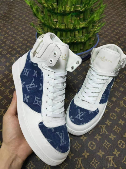 The Bags Vibe - Louis Vuitton Rivoli White Blue Sneaker