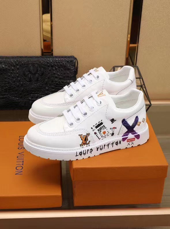 The Bags Vibe - Louis Vuitton Traners Vert White Sneaker