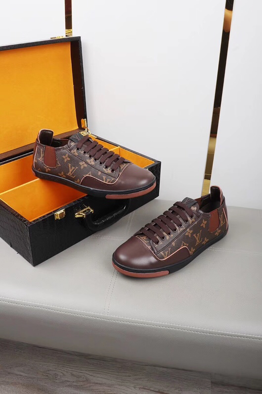 The Bags Vibe - New Arrival Louis Vuitton Sneaker 055