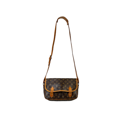 Louis Vuitton Gibecière