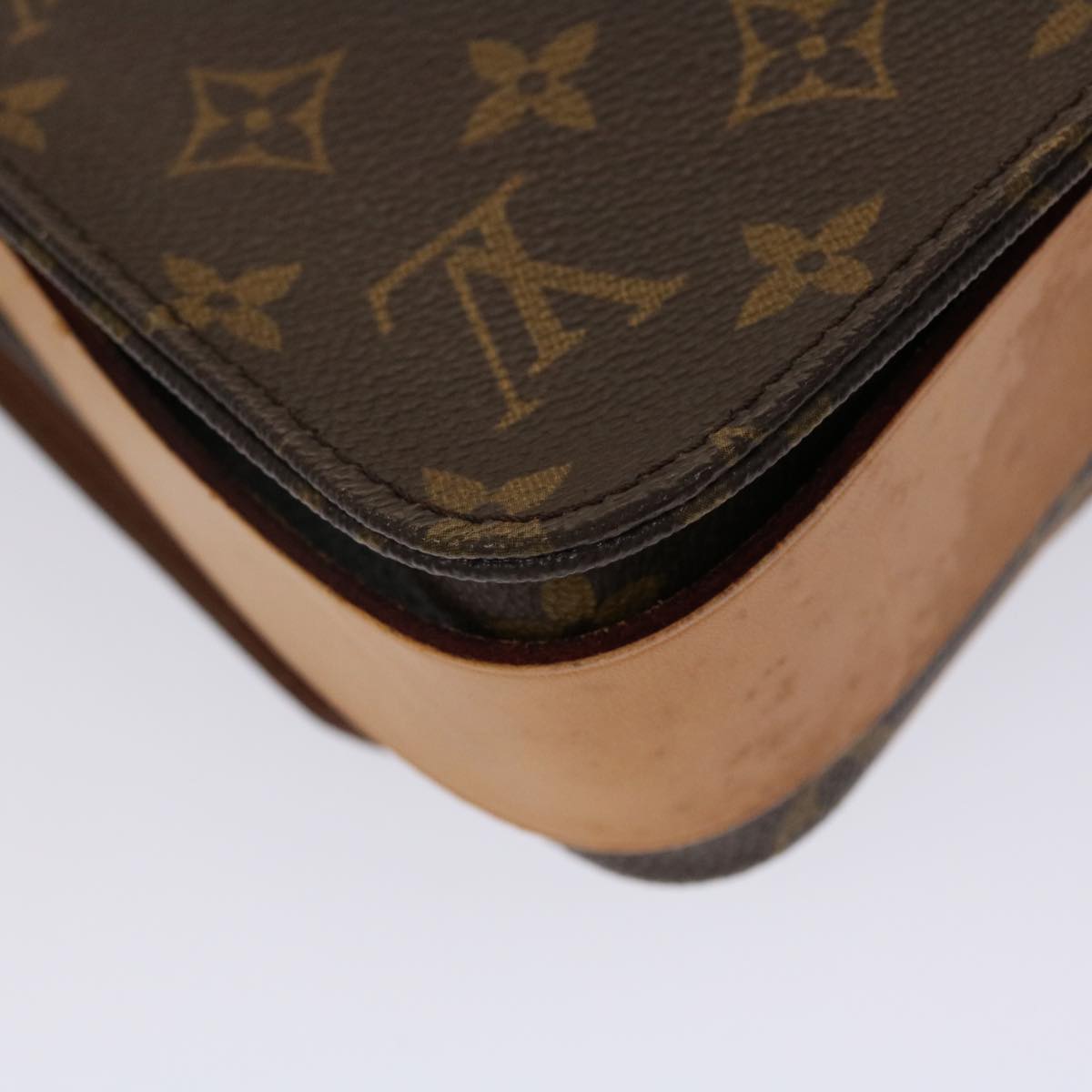 LOUIS VUITTON Monogram Cartouchiere MM Shoulder Bag M51253 LV Auth 43460