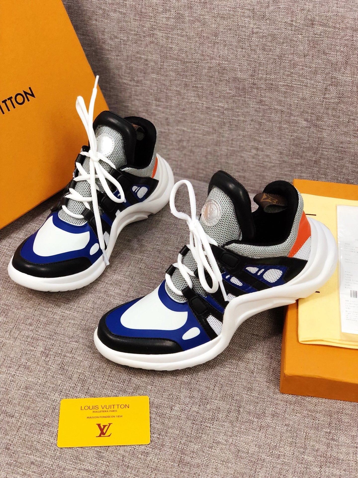 The Bags Vibe - Louis Vuitton Archlight Blue White Black Sneaker