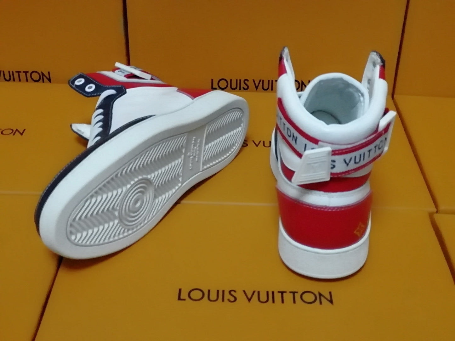 The Bags Vibe - Louis Vuitton Rivoli Black Red Sneaker