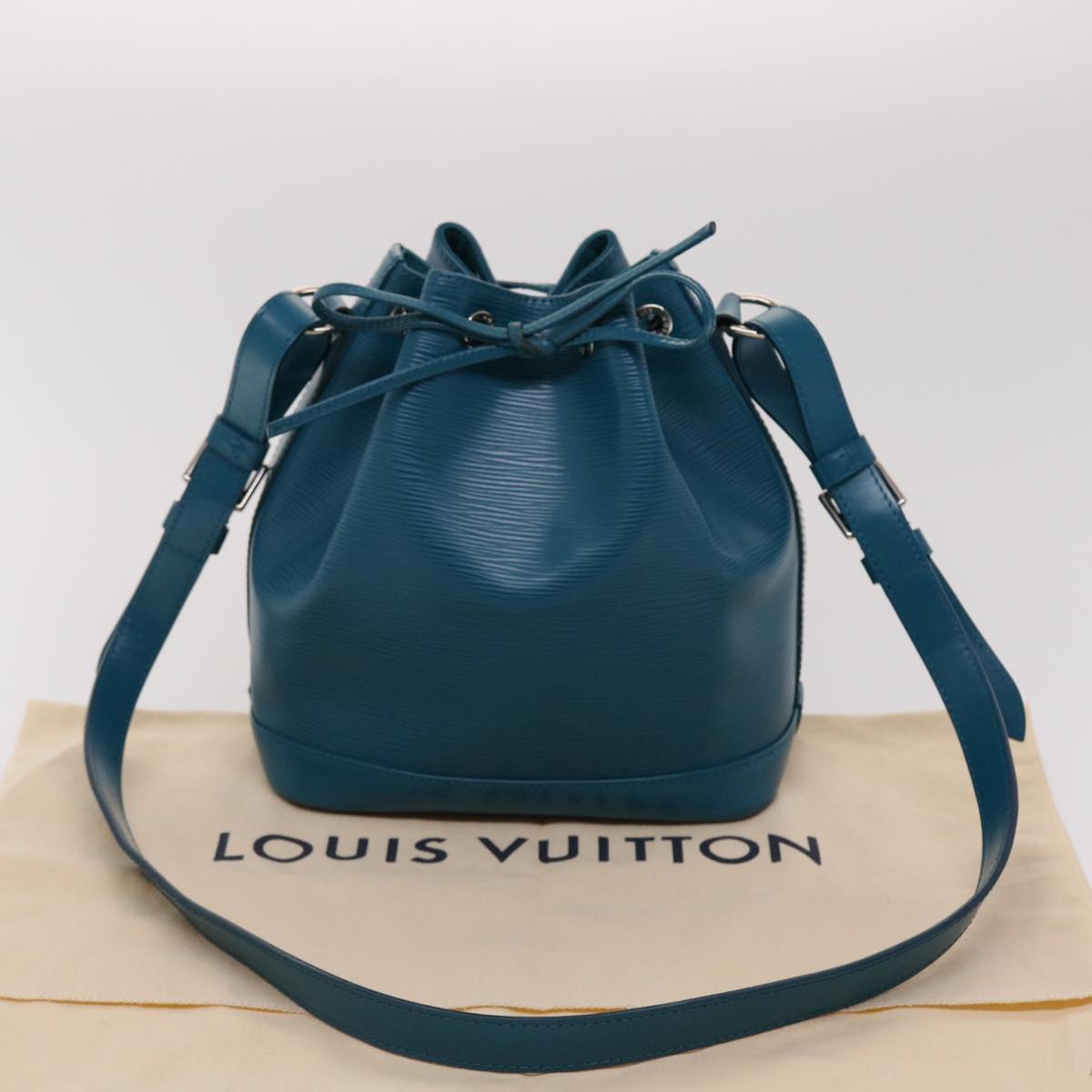 LOUIS VUITTON Epi Noe BB Shoulder Bag Light Blue Cyan M40846 LV  46191