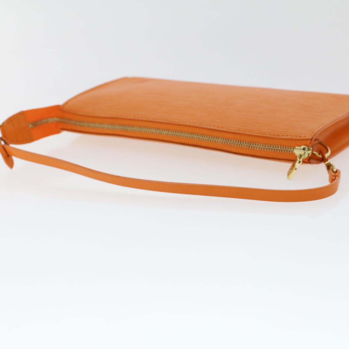 LOUIS VUITTON Epi Pochette Accessoires Pouch Orange Mandarin M5294H Auth 46437