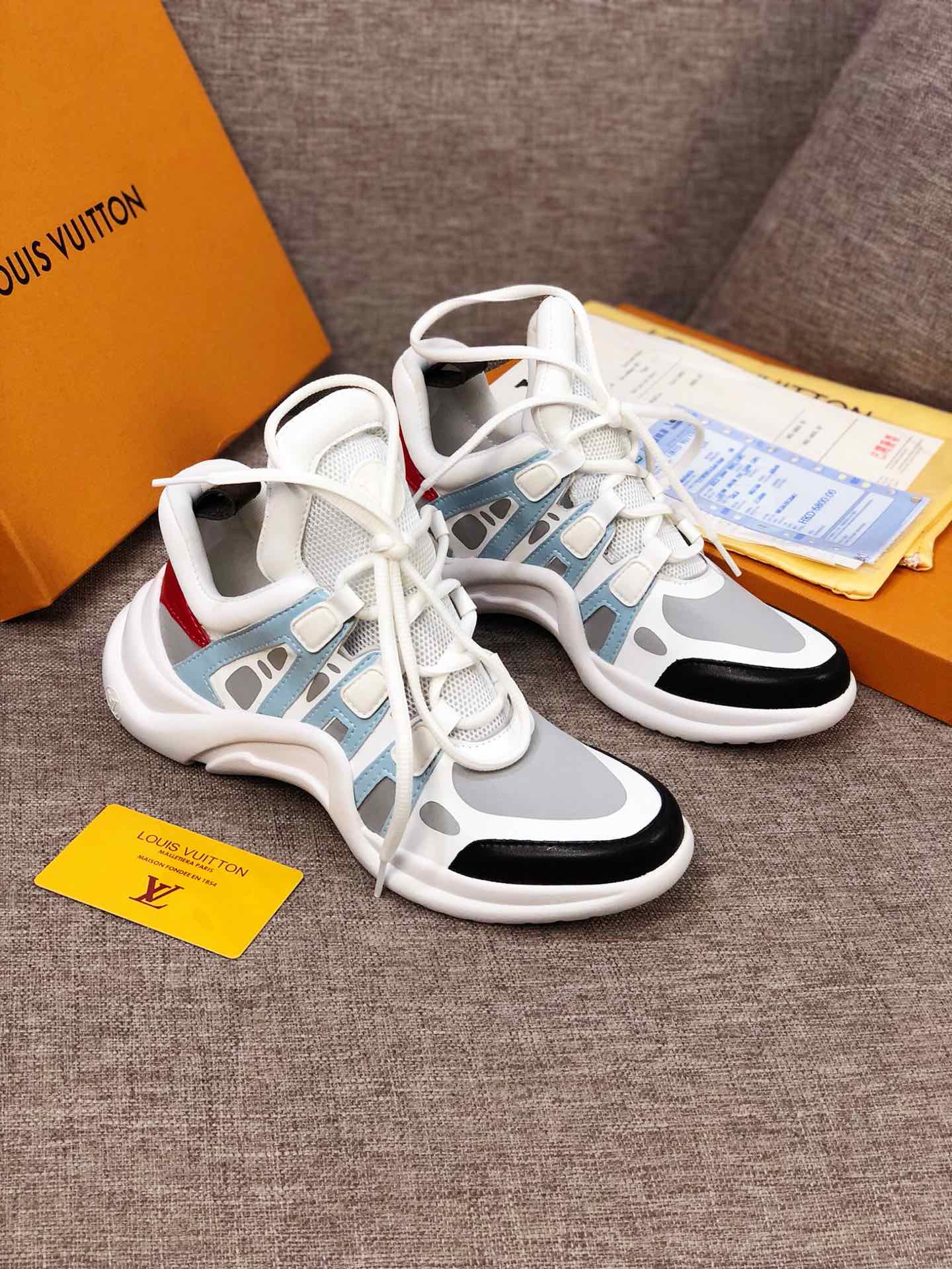 The Bags Vibe - Louis Vuitton Archlight White Black Sneaker