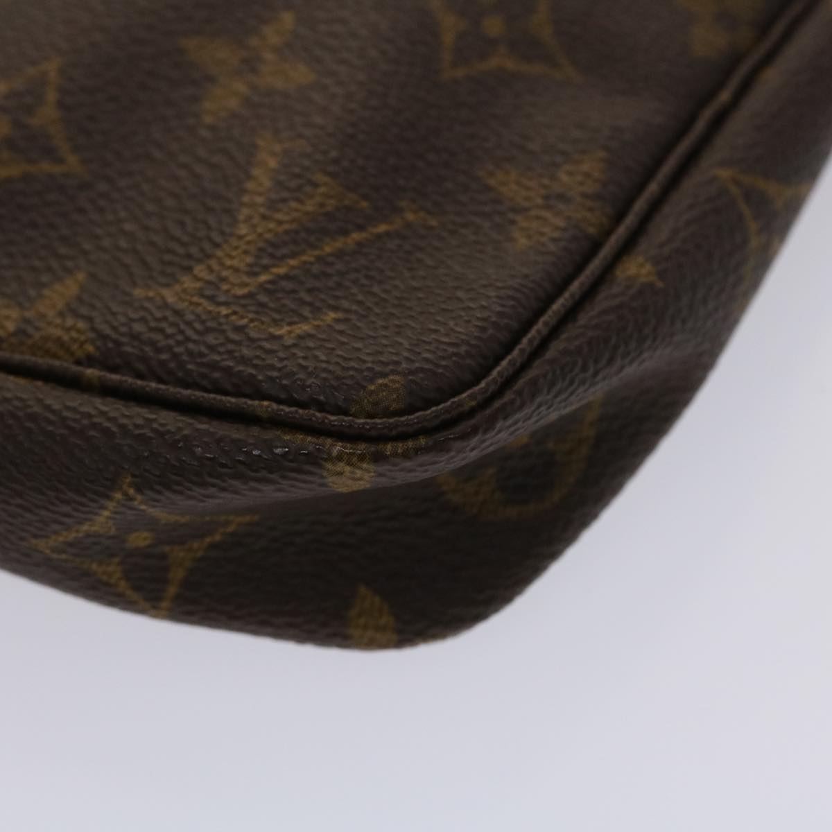 LOUIS VUITTON Monogram Pochette Accessoires Pouch M51980 LV Auth 46989