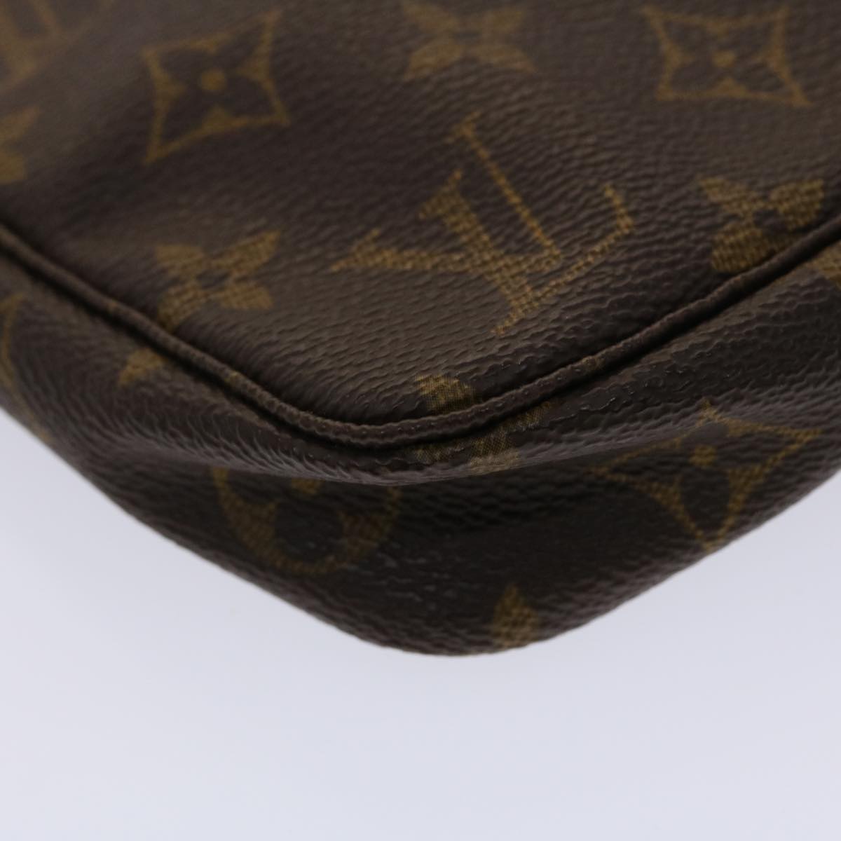 LOUIS VUITTON Monogram Pochette Accessoires Pouch M51980 LV Auth 46989