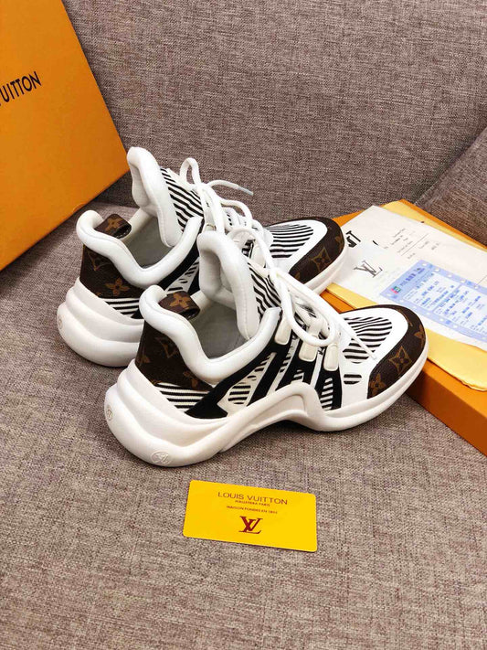 The Bags Vibe - Louis Vuitton Archlight Black White Sneaker