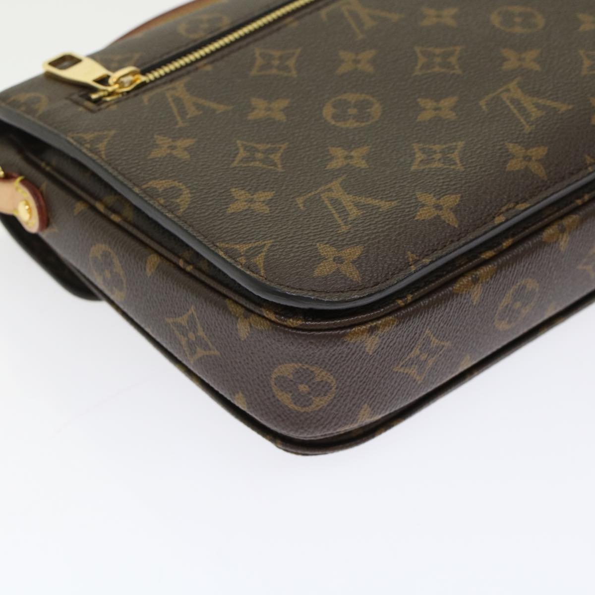 LOUIS VUITTON Monogram Pochette Metis MM Hand Bag 2way M44875 LV Auth 49466A