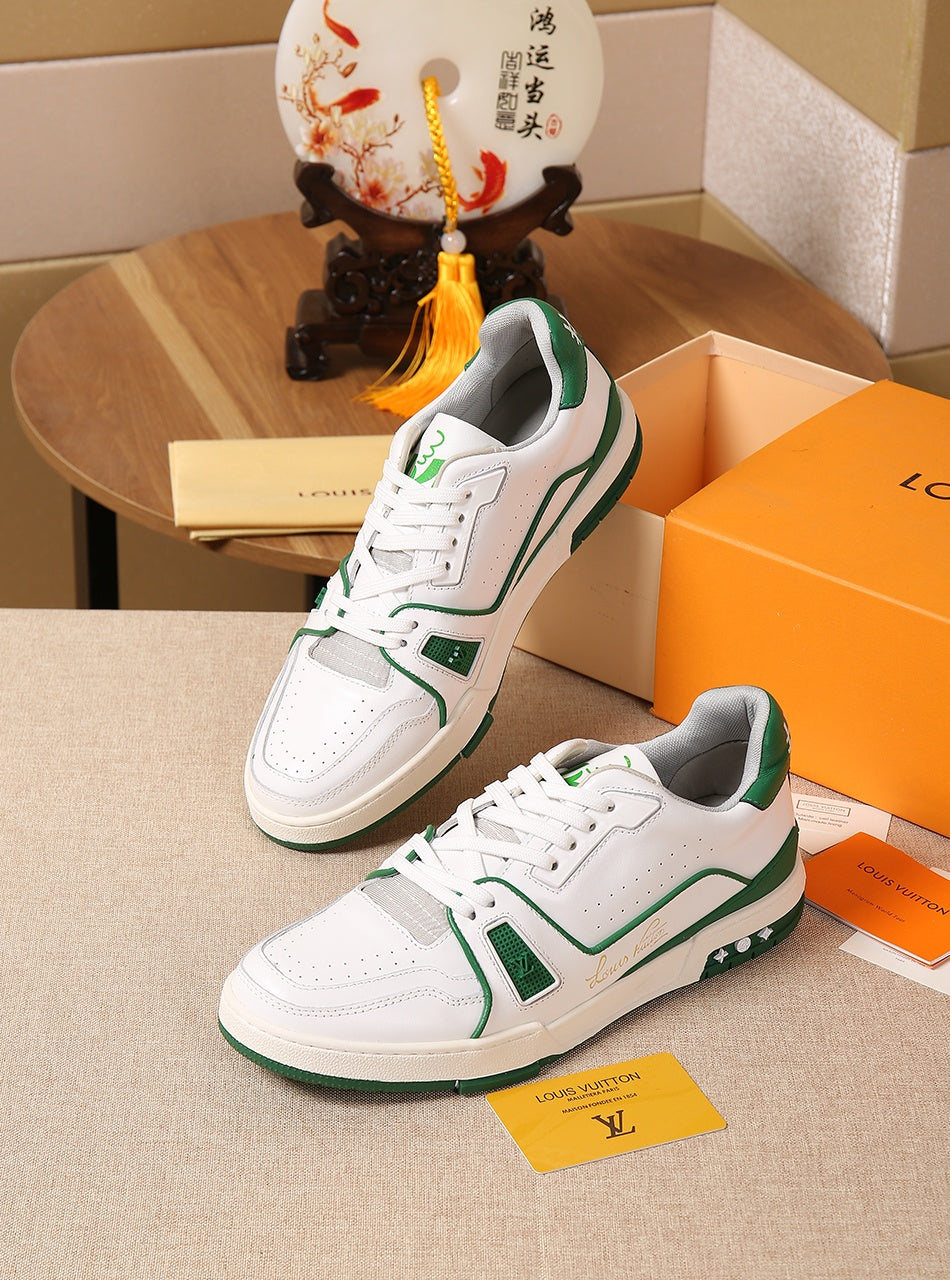 The Bags Vibe - Louis Vuitton Traners Vert Green Sneaker