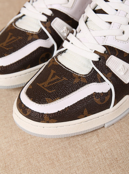 The Bags Vibe - Louis Vuitton Brown White Sneaker