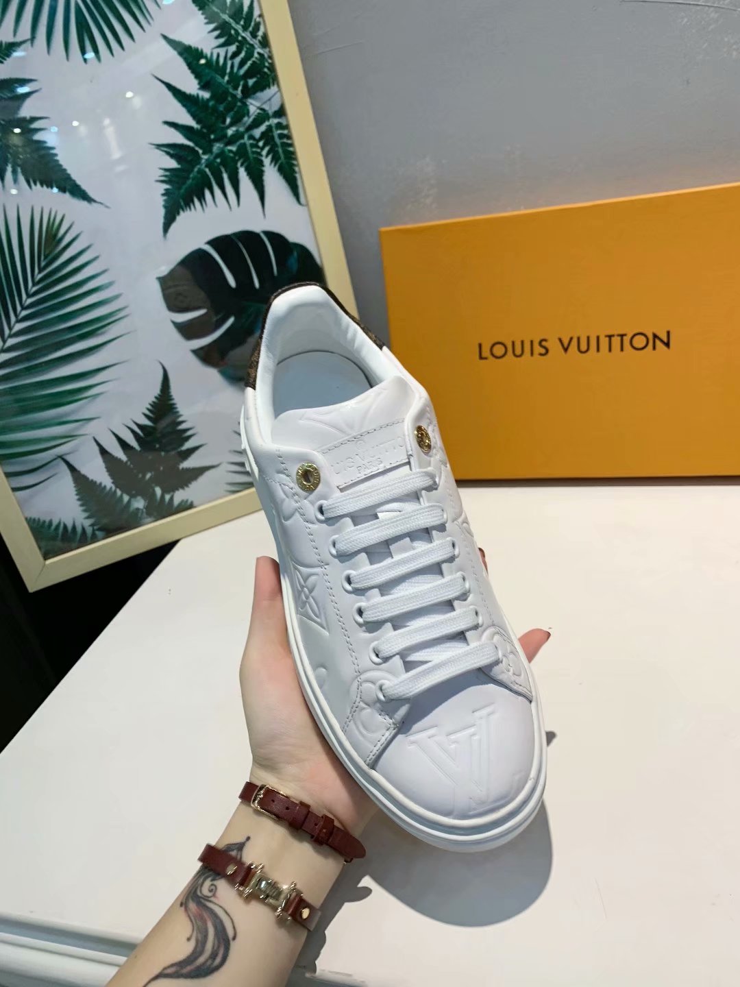 The Bags Vibe - New Arrival Louis Vuitton Sneaker 219