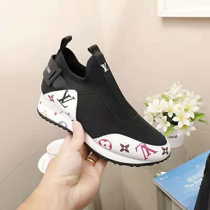 The Bags Vibe - New Arrival Louis Vuitton Sneaker 078