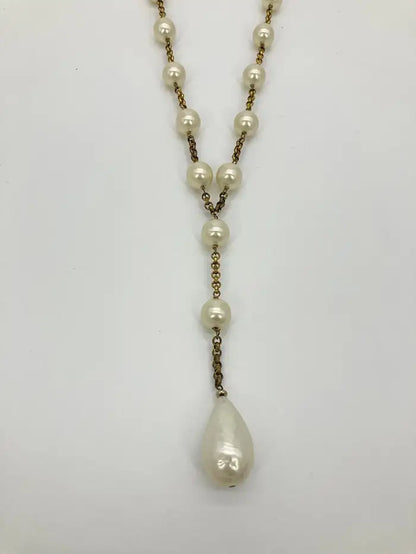 Vintage Chanel Pearl Y Lariat Necklace