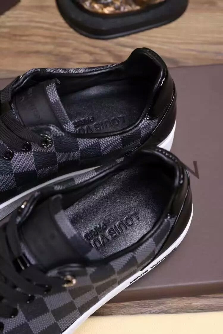 The Bags Vibe - Louis Vuitton Black Sneaker