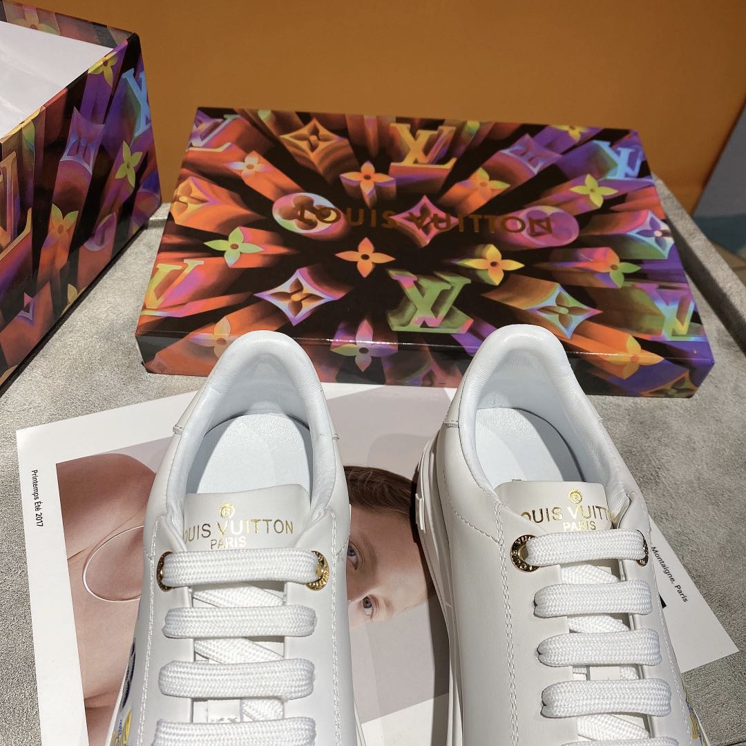 The Bags Vibe - Louis Vuitton Time Out White Sneaker