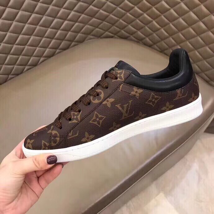 The Bags Vibe - New Arrival Louis Vuitton Sneaker 061