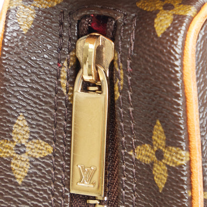 Louis Vuitton Croissant MM Monogram Canvas