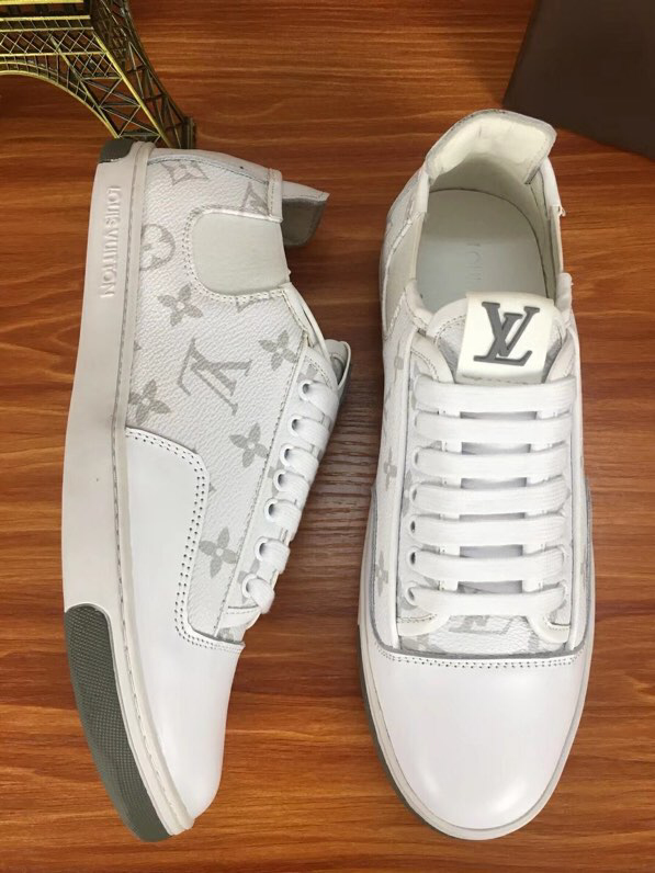 The Bags Vibe - New Arrival Louis Vuitton Sneaker 046