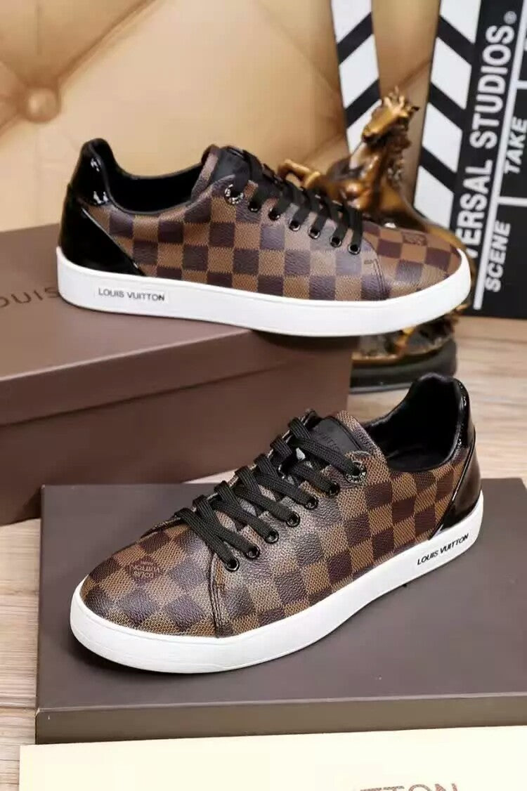 The Bags Vibe - Louis Vuitton Brown Sneaker