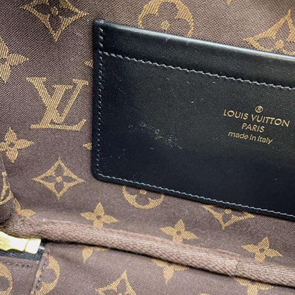 LOUIS VUITTON Utility/Crossbody Noir M80450 Calf Leather