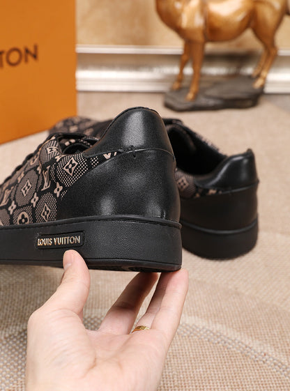 The Bags Vibe - New Arrival Louis Vuitton Sneaker 193