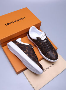 The Bags Vibe - Louis Vuitton Casual Brown Sneaker