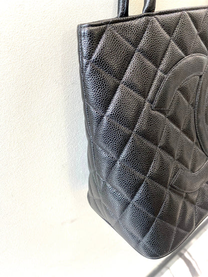 CHANEL CAVIAR LEATHER MEDALLION TOTE BAG