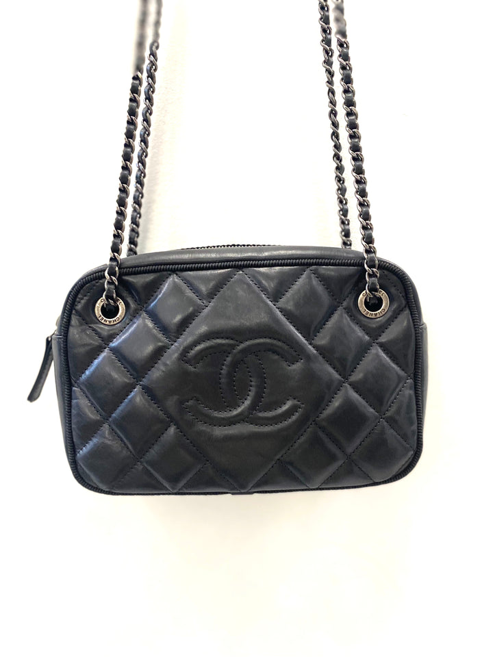 CHANEL CALFSKIN QUILTED LEATHER BALLERINA CAMERA BAG